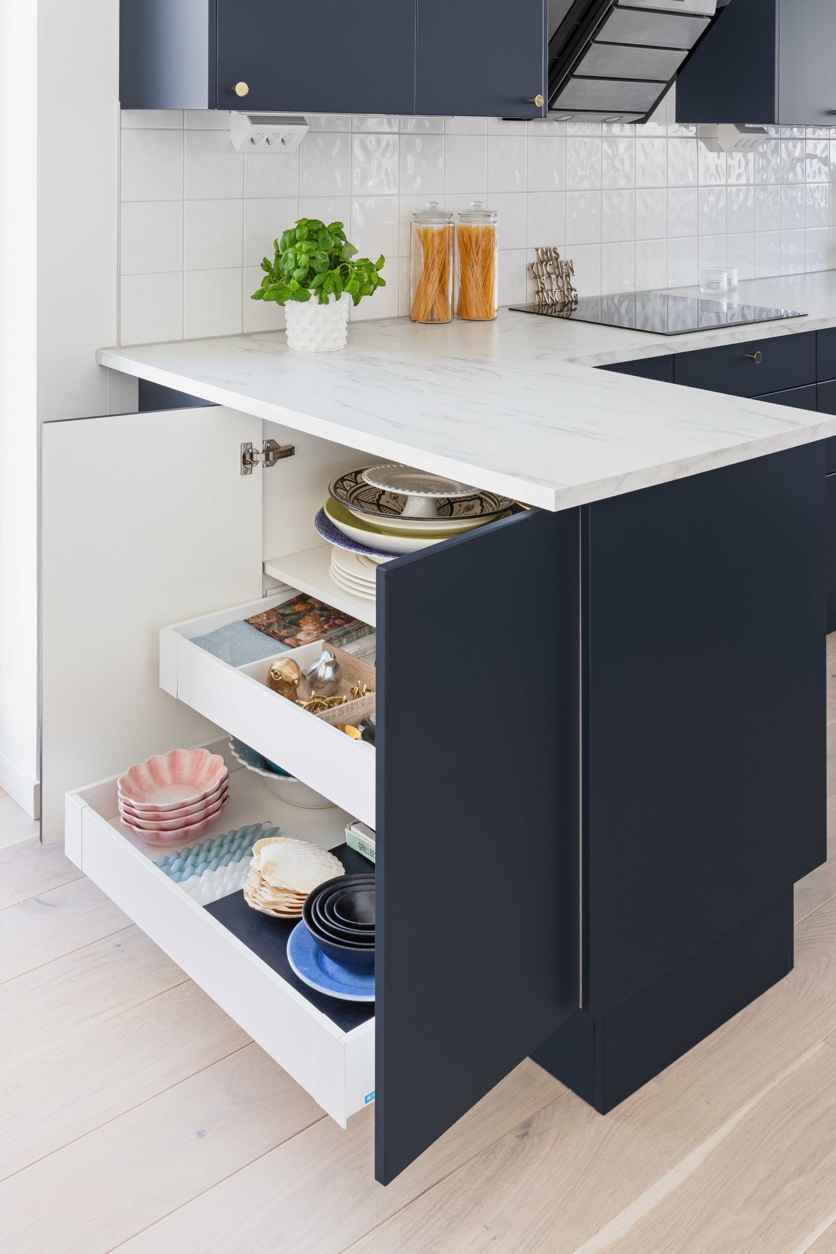 Prisvärt kök efter renovering.